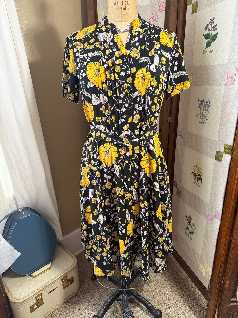 Nanette Nanette Lepore Dress 10 Black Yellow Floral Belted Fit Flare Midi
